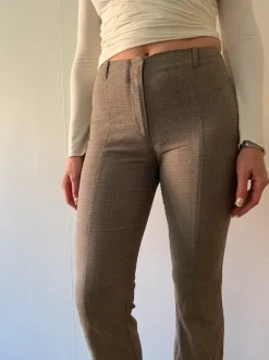 Designbyxor i ull med slits
