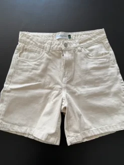 Din vintage shop shorts
