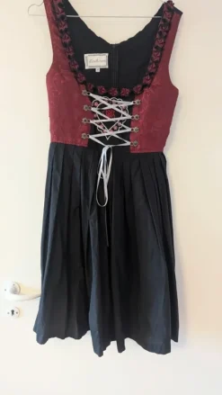 Dirndl