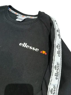 Ellesse S