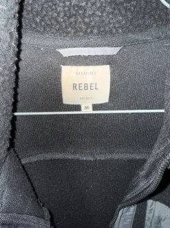 En fleece vest