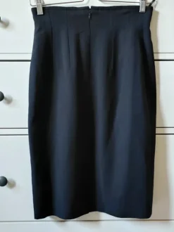 Escada spódnica tuba wełna 36