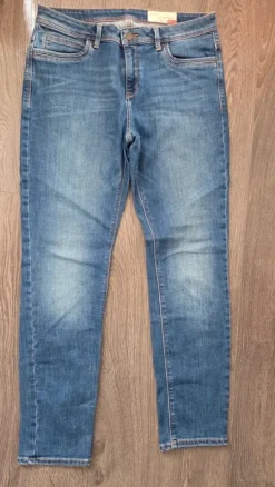 Esprit jeansy rozmiar 32/30