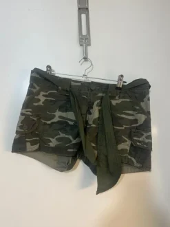 Eve of Eden military shorts size S