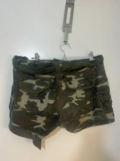 Eve of Eden military shorts size S