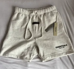 Fear of God Essentials Shorts białe M – nowe z metką