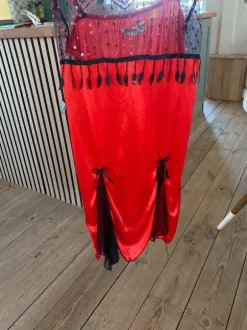 Fin rød kjole