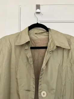Fin trenchcoat jacket size M
