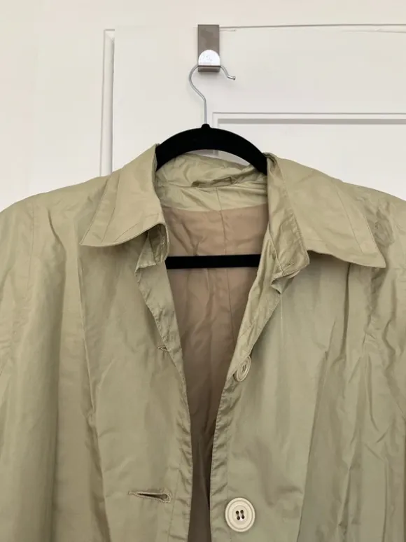 Fin trenchcoat jacket size M