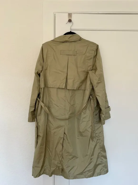 Fin trenchcoat jacket size M