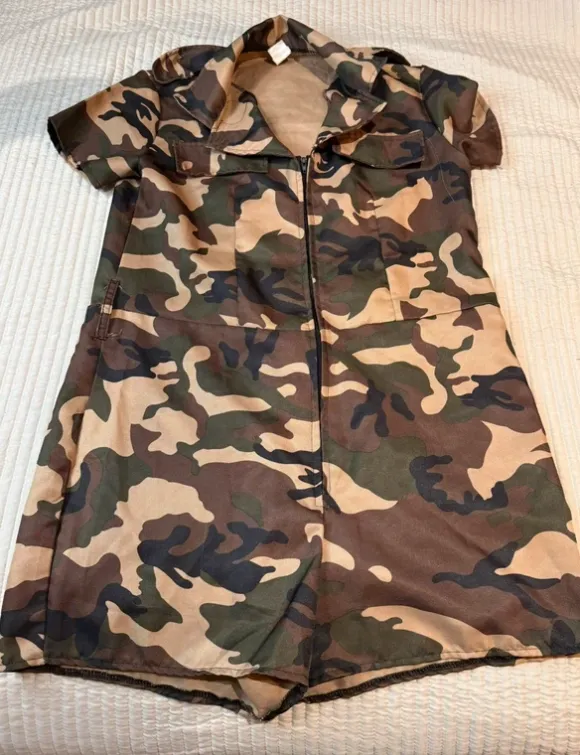 Fint kostume