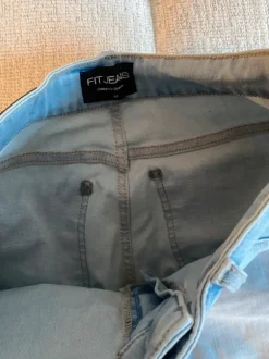 Fitjeans flared mid waisted jeans (Vintage blue)