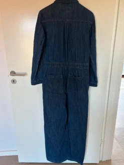 Flot denim buksedragt