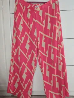 Gerry Weber 44 różowe plisowanr spodnie szeroka nogawka geometryczny beżowy wzór