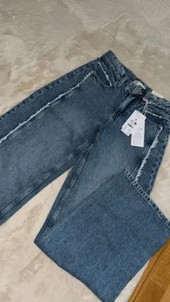 Gina jeans endast provade