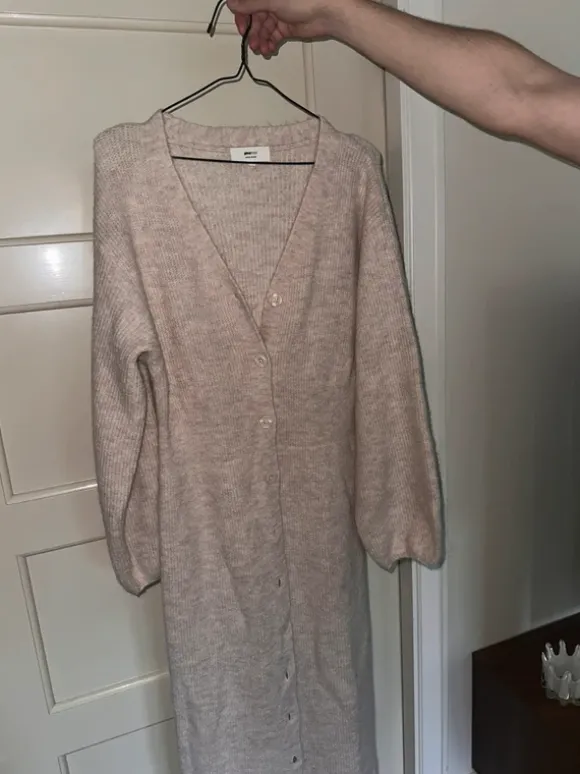 Gina tricot stickad klänning