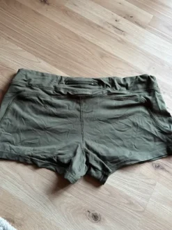 Gina tricot trænings shorts