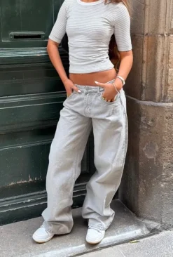 Grå jeans
