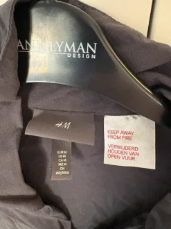 Grå pyjamas