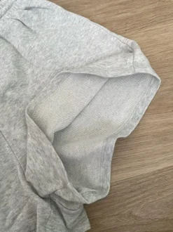 Grå shorts fra H&M 🩶