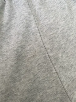 Grå shorts fra H&M 🩶