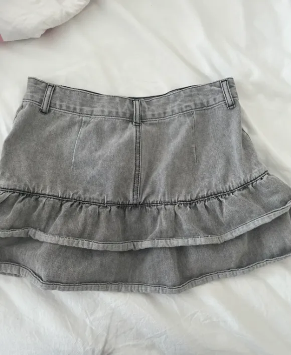 Gray denim skirt