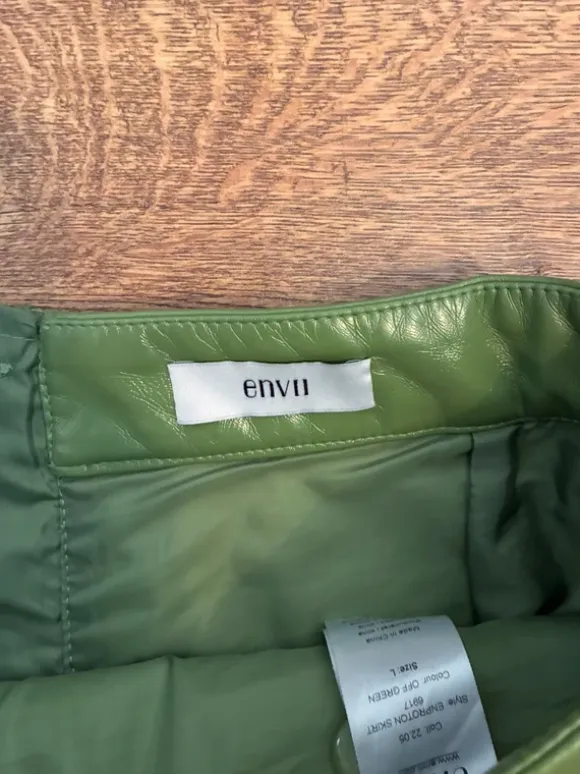 Grøn nederdel Envii