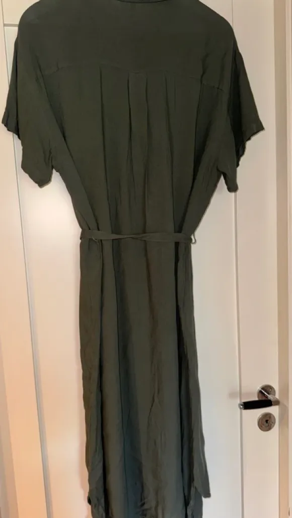 Grön skjortklänning