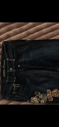 GUESS Premium dark wash