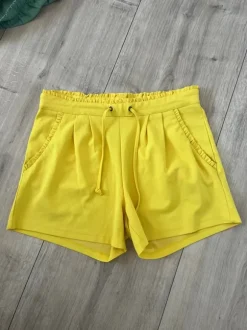 Gul shorts i str L