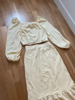 Gult sett från Cubus