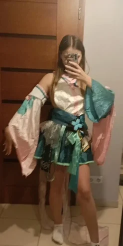 Hatsune Miku cosplay