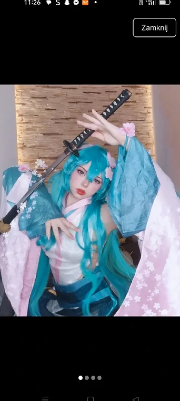 Hatsune Miku cosplay