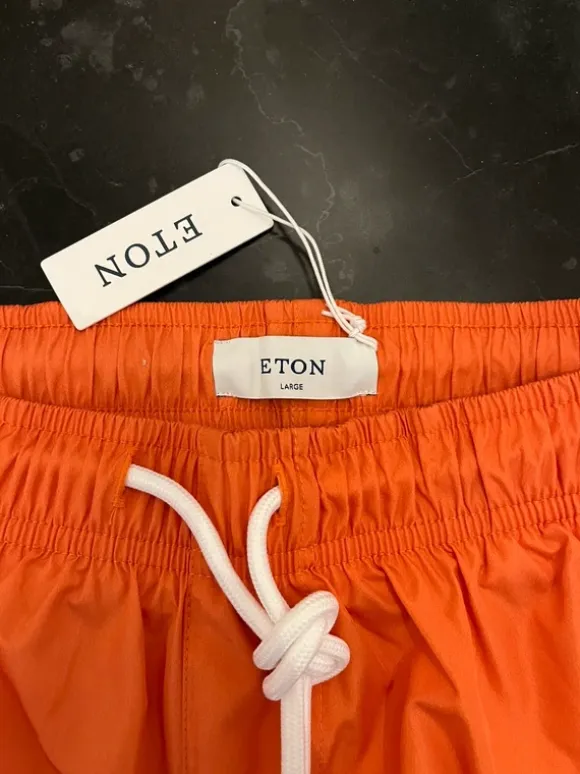 Helt nya Eton badbyxor i förpackning
