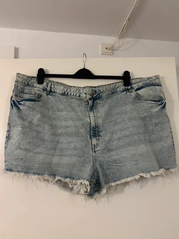 High waist shorts