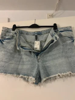 High waist shorts