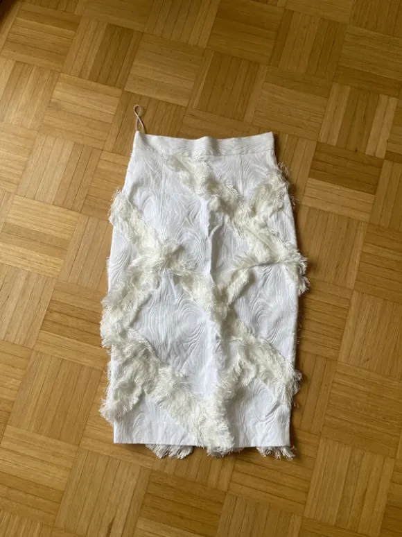 Hálo from North Skirt