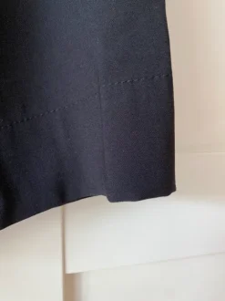 H&M czarne eleganckie spodenki r. 38 dobry skład minimalizm