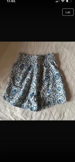 H&M shorts xs