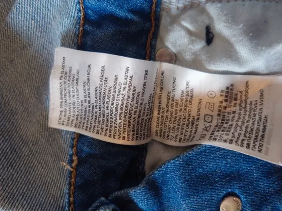 Hängselbyxor (gravidjeans / mammabyxor)