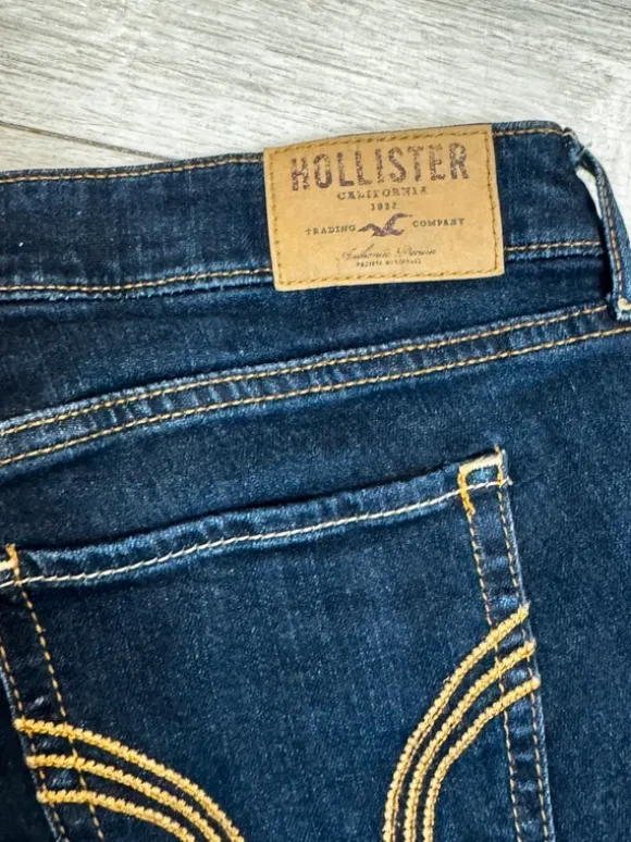 Hollister hot pants low waist mcbling y2k 🩵