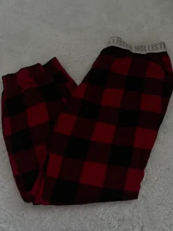 Hollister yöhousut