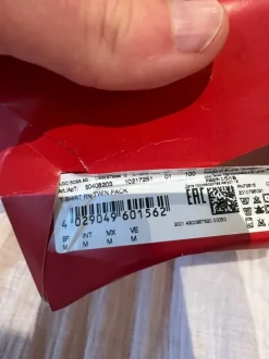 Hugs boss T-shirt medium