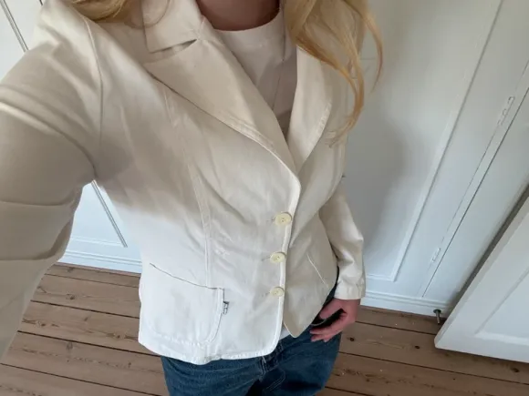Hvid sommerjakke