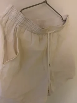 Hvide hør shorts