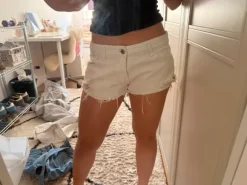 Hvide shorts