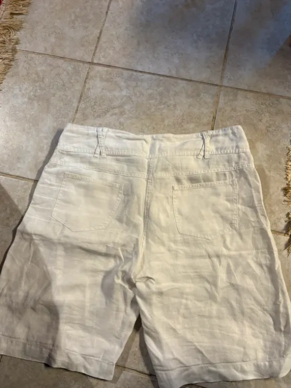 Hvide shorts