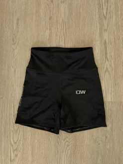 ICIW treenishortsit