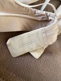 Intimissimi biustonosz basic trójkątny nude natural Emma Superior Comfort modal 70b