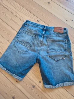 Jack & Jones denim shorts til herre – ripped look
